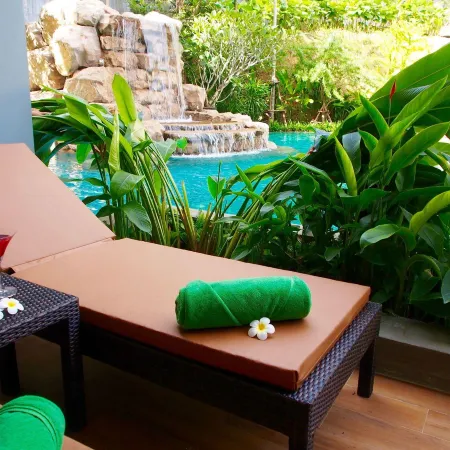 HULA HULA RESORT l truly tropical and fun wellness