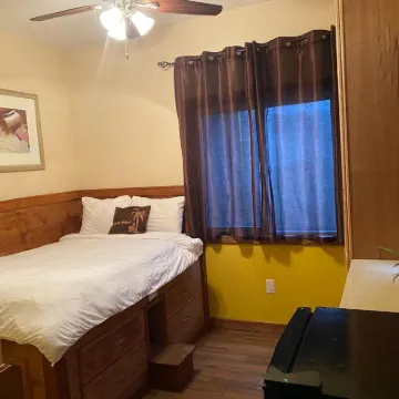 Simply Native B And B Hotels near Paradise Island