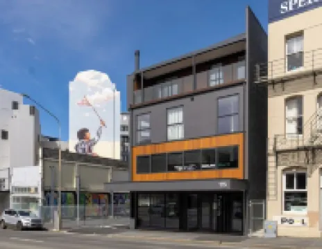 Dunedin Luxury Stay