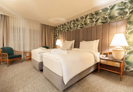 이븐호텔 수영장