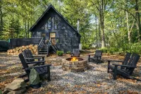 Hydrotherapy Jacuzzi-Sauna -Sauna • Hydro Hot Tub, Romantic Cabin