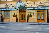 Aria Palace 尼斯附近的飯店