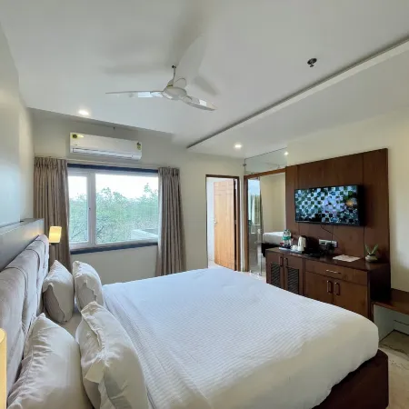 Seasons Boutique Hotel Near Sajjangarh Biological Park, Udaipur
