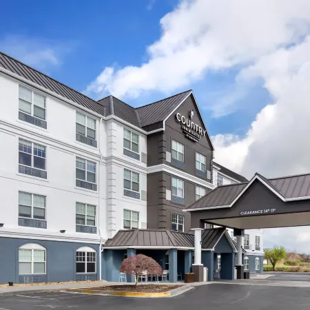Country Inn & Suites by Radisson, Georgetown, KY
