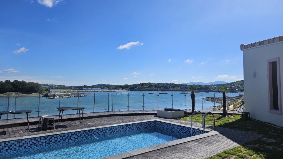 Sacheon Sea Garden Pension