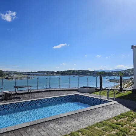 Sacheon Sea Garden Pension