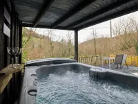 Lodge at Nadur Hotels in Machynlleth