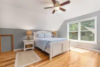 Torch River Retreat 3Bdr Home with Dock
