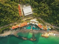 Hilton Vallarta Riviera All-Inclusive Resort,Puerto Vallarta Hotel berhampiran Los Arcos