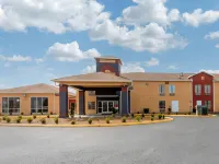 Quality Inn Hotels in Trigg County