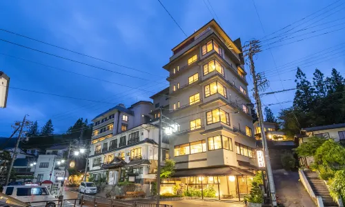 เรียวกัง นากามัตสึยะ