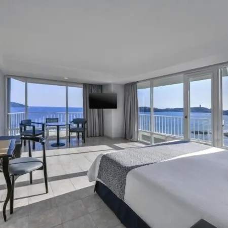 Krystal Beach Acapulco