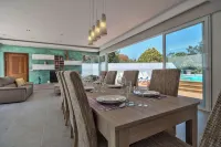 Spectacular Dazzling Villa With Private Steamsauna - 3-Star