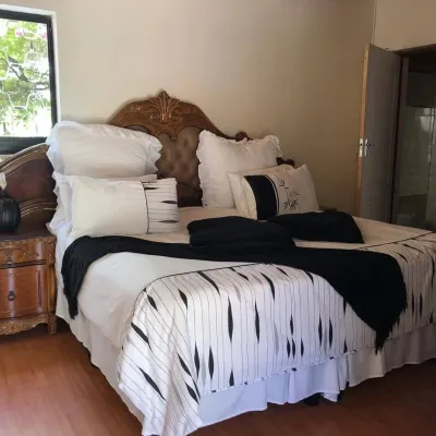 Charming B&B Room with Private Entrance in East London Hotels near Nahoon Beach