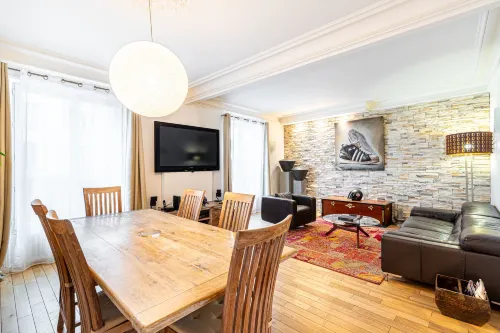 GuestReady - Modern Delight near Attractions