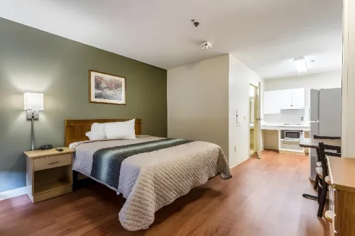 Studio 51 Extended Stay Hotel - โมเทล