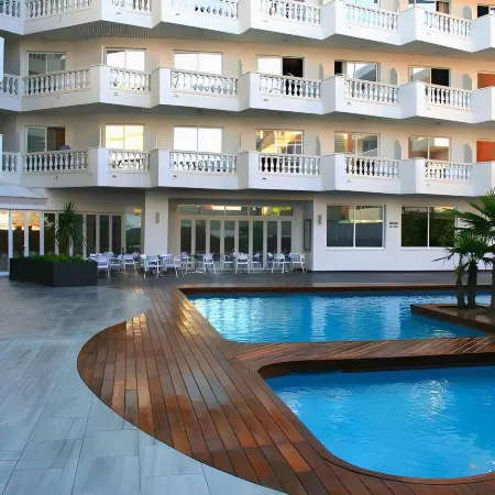 Hotel Bernat II