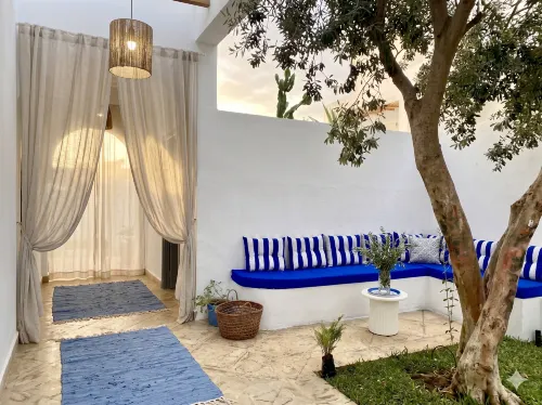 Charming 2-Bedroom Apartment with Ocean View in Carthage - 3-Star