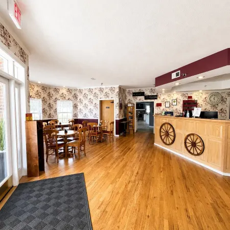 Carriage House Inn
