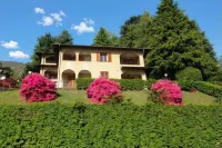 Pandora Lake Maggiore View and Private Beach - Happy Rentals - 4-Star