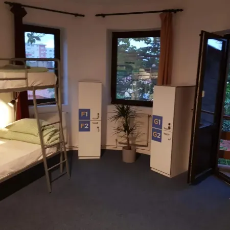Popcorn Hostel