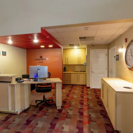 Candlewood Suites Bedford - Fort Worth by IHG