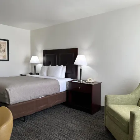 Quality Inn & Suites Everett