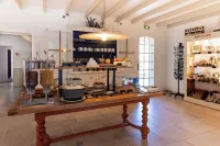 Hotel La Garrigue & Pool - Parkering