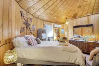 Whimsical Yurt near Niagara Falls and Buffalo