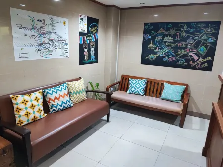 ซันฟลาวเวอร์ เพลส