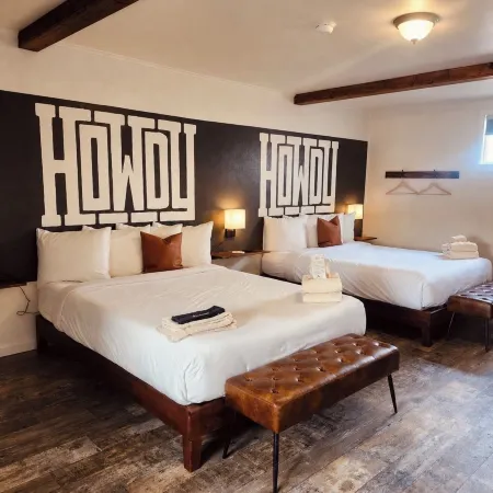 Elk Antler Inn