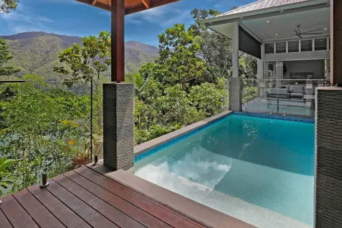 Rainforest Retreat - Pool W Stunning Views - 3 tähden