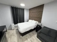 Xenios Suites - 2 Yıldız