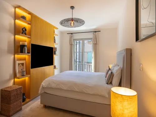 A/C Apartment with 1Bdr/4P - Place des Lices - Saint Tropez - 3-Star