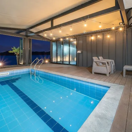 Changwon 055 Poolvilla