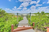 Cabin w/ Dock on Hubbard Creek Lake: Pets Welcome!