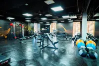 Golden Tulip Muscat The Village - Gym