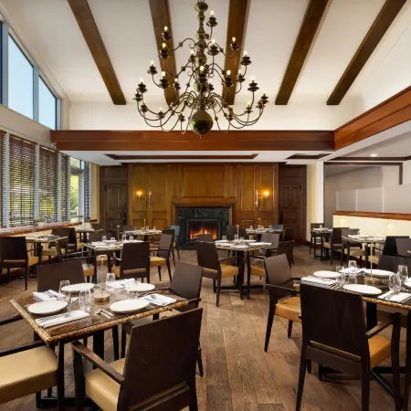Sleepy Hollow Hotel, a Dolce by Wyndham