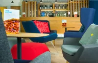 Holiday Inn Express BURTON UPON TRENT by IHG - parkir