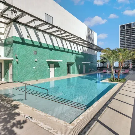 AEA - 11 NE 6th St Downtown Miami