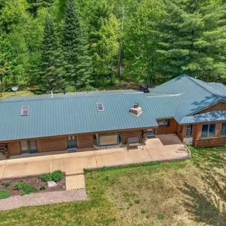 Lang Lodge 3 Bedroom Cabin