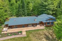 Lang Lodge 3 Bedroom Cabin - Alphydda