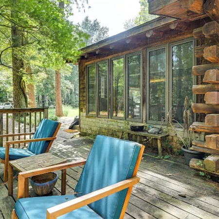 Waterfront Log Cabin in Kentucky: Fire Pit, Grill!