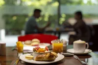 بريزيدانت سويتس سانتياجو - فطور