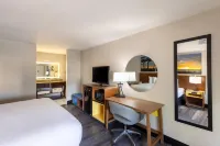 Days Inn by Wyndham Port Charlotte/Punta Gorda - parking