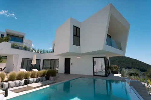 Syvana Exquisite Villas - Pools