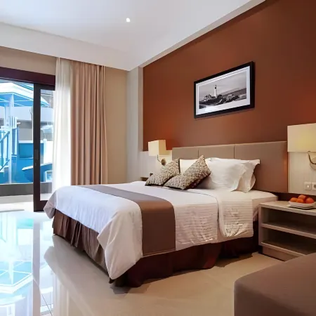 MENARA LAUT HOTEL