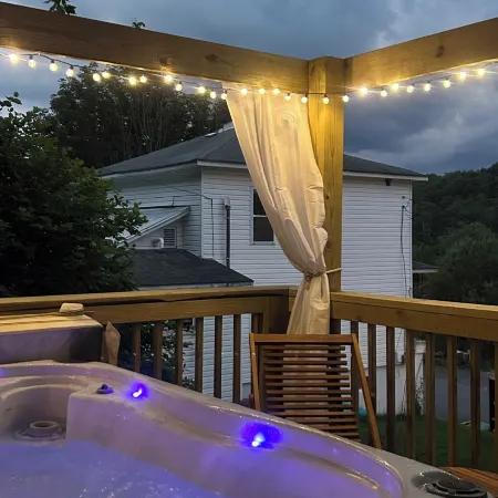 10 Mins to Blackwater Falls: Mtn Home w/ Hot Tub