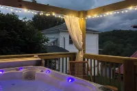 10 Mins to Blackwater Falls: Mtn Home w/ Hot Tub - 3-Star