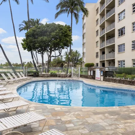 Royal Mauian #219